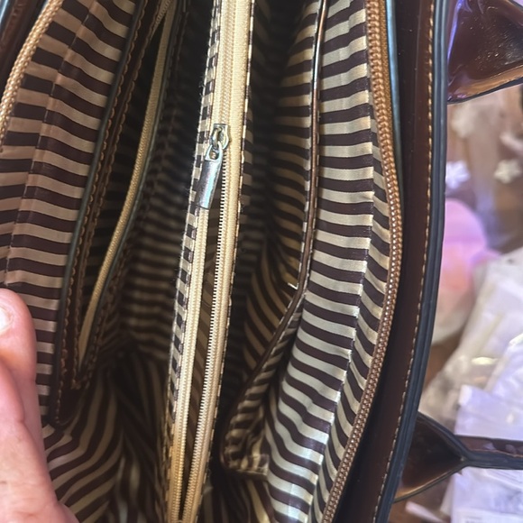 Vernis Like EUC Tote Bag Large and Shiny PU - Picture 10 of 16